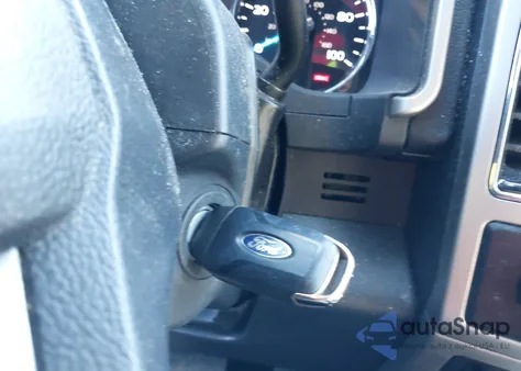 2022 Ford F-250 Lariat from USA, damaged, VIN 1FT7W2B62NED69589